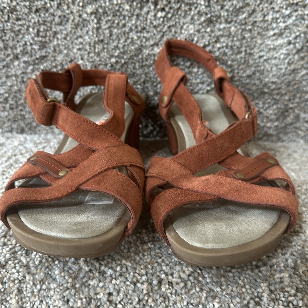 Merrell Select Fresh Air Cushion Suede Sandals-Nearly New - Picture 2 of 8